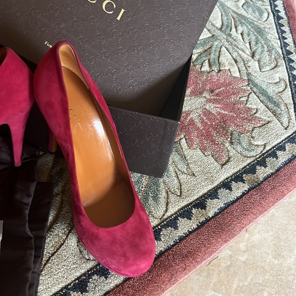 Authentic Gucci Kid Scamosciato Raspberry Red Italy Womens Heels Shoes SZ 38.5 - Picture 4 of 15